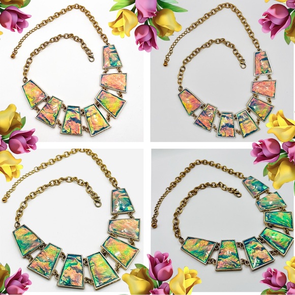 Vintage Style Opalescent Iridescent Green Gold Tone Geometric Statement Necklace - Picture 2 of 4